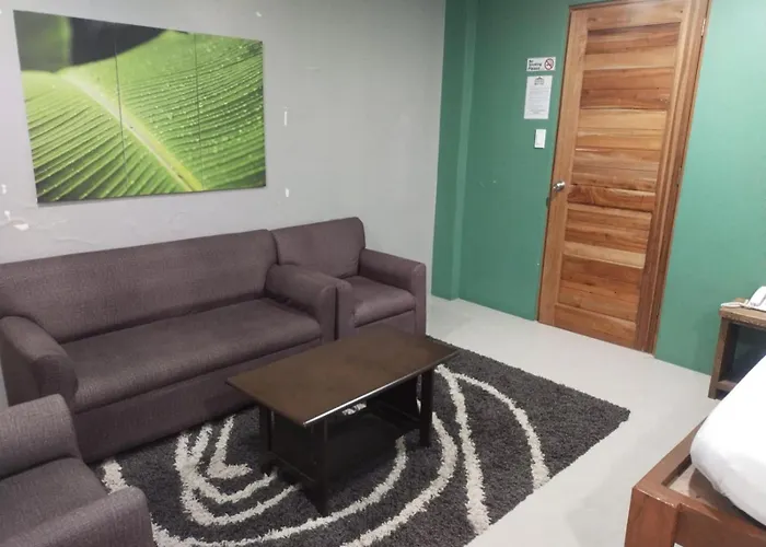 Hope House - Danao Hostal